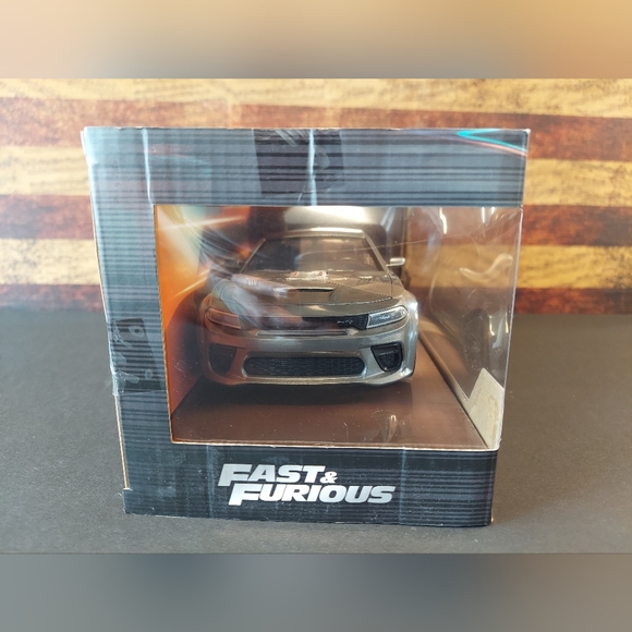 2021 DODGE CHARGER SRT HELLCAT - Picture 2 of 6